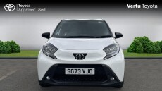 Toyota Aygo X 1.0 VVT-i Edge 5dr Petrol Hatchback